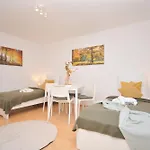 02 - Fuer Firmen Lägenhet *